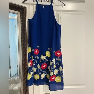 Dillards Spring/Sun Dress Blue w/ Embroidery Flowers